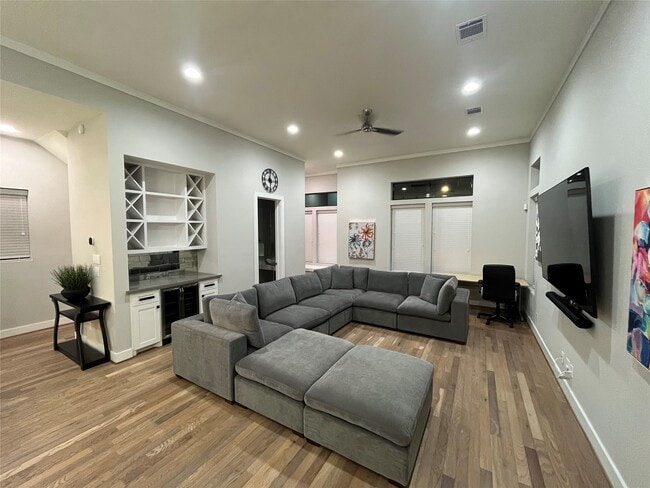 Building Photo - 1503 Robin St