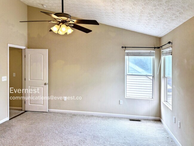Building Photo - 5679 Marshfield Dr