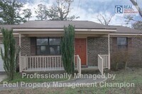 Building Photo - All Brick Ranch with Attached Garage on Large Lot