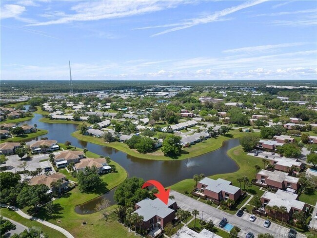 Building Photo - 3579 SW Sunset Trace Cir