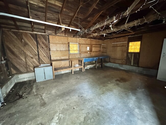 Building Photo - 3923 Spottswood Ave