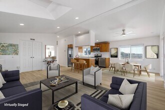 Building Photo - 2241 Meadow Lark Dr
