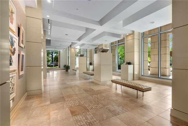 Building Photo - 2795 Peachtree Rd NE