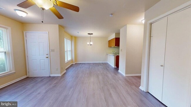 Building Photo - 6008 Chestnut Hollow Ct