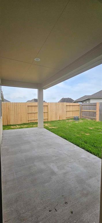 Building Photo - 8411 Bay Oaks Dr