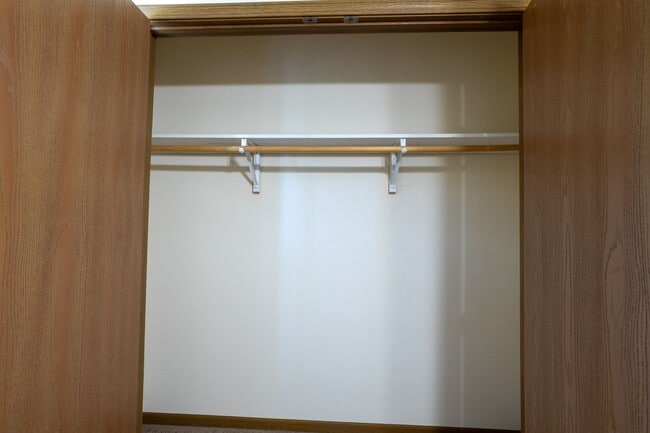 Building Photo - 701-703 Glenstone Dr.