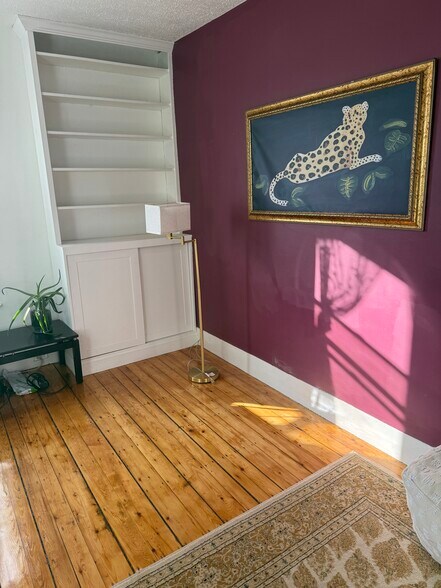 Building Photo - 66 Callender St