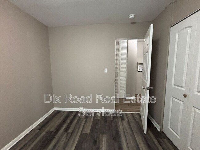 Building Photo - 4201 Brunswick Ave