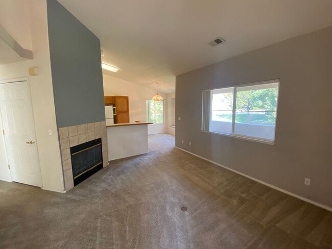 Building Photo - 3890 Strawberry Field Grove