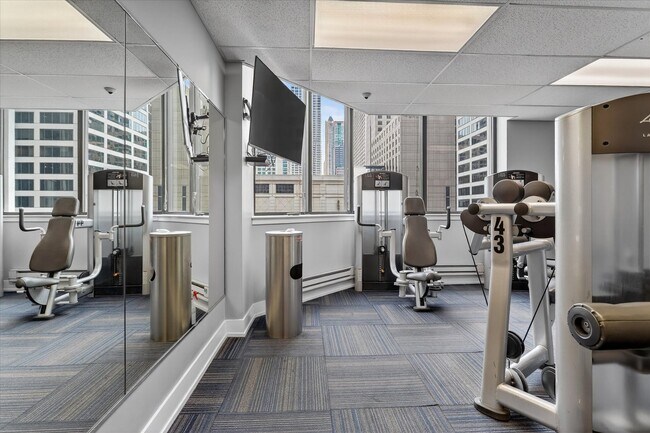 Building Photo - 405 N Wabash Ave