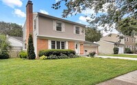Building Photo - 2236 Elmwood Dr SE