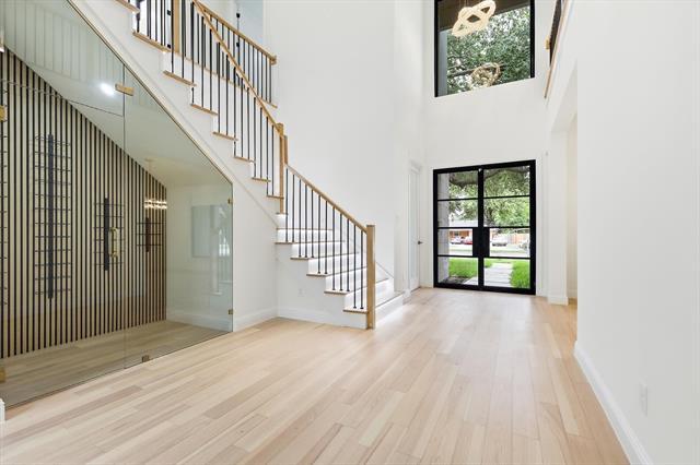 Building Photo - 3135 Walnut Hill Ln