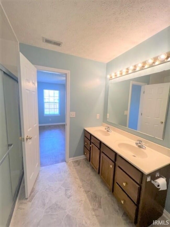 Building Photo - 4642 Penrod Ct