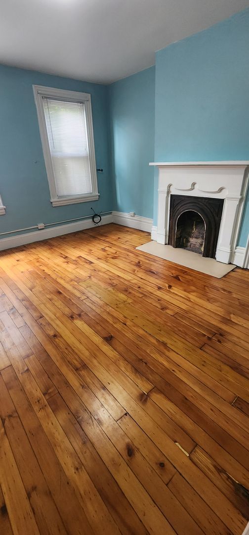 Building Photo - Cozy Home - Lawrenceville