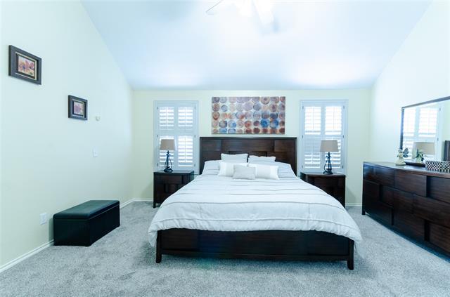 Building Photo - 4104 Hedgerow Dr