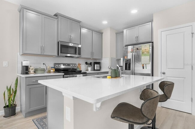 Building Photo - 5070 Rain Shadow Dr