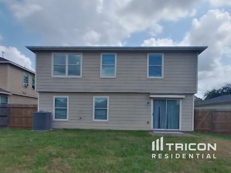 Building Photo - 29315 Legends Bluff Dr