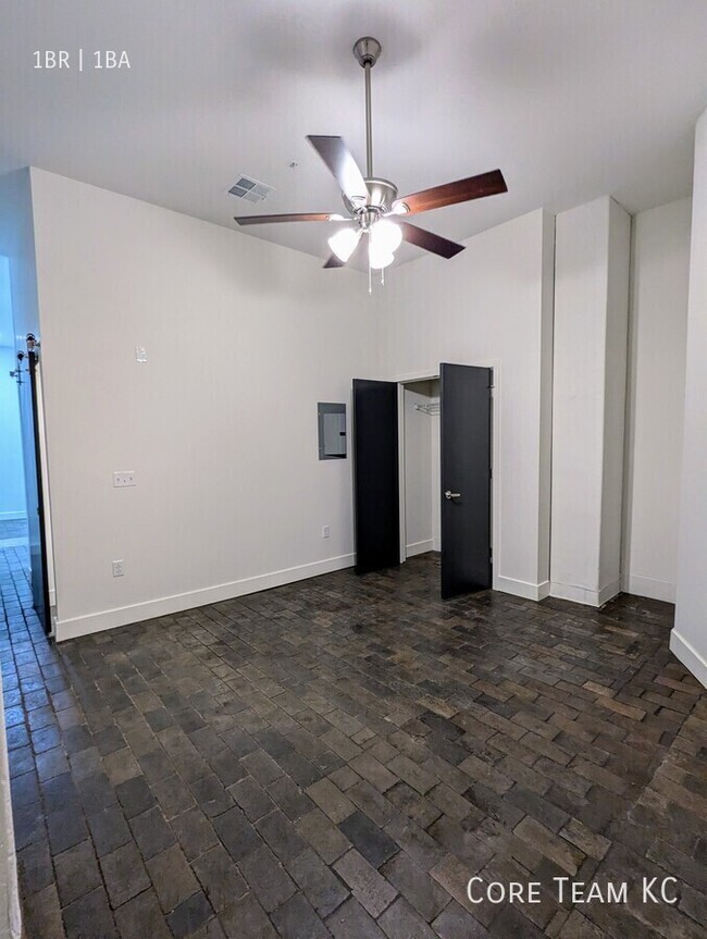 Building Photo - One bedroom in Midtown