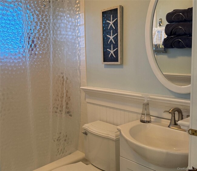 Building Photo - 107 Waterview Dr