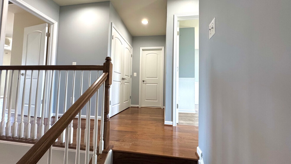 Building Photo - 25351 Wakestone Park Ter