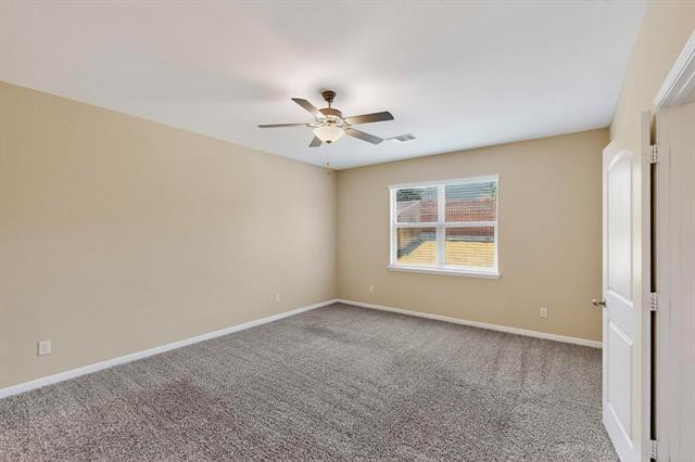 Building Photo - 1903 Dahlia Way