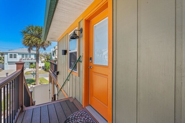 Building Photo - 9 3rd St