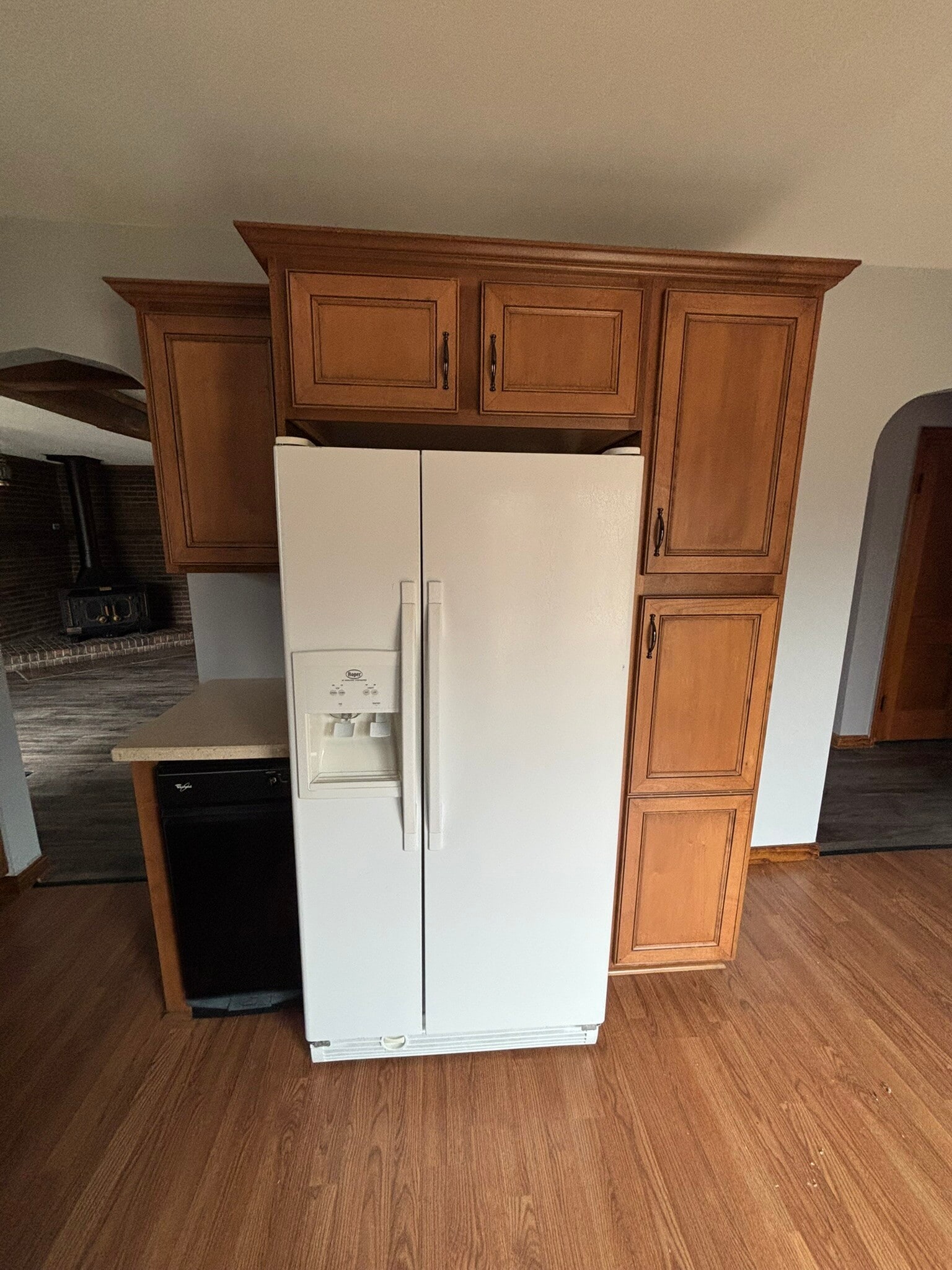 Kitchen - 2509 Covert Ave