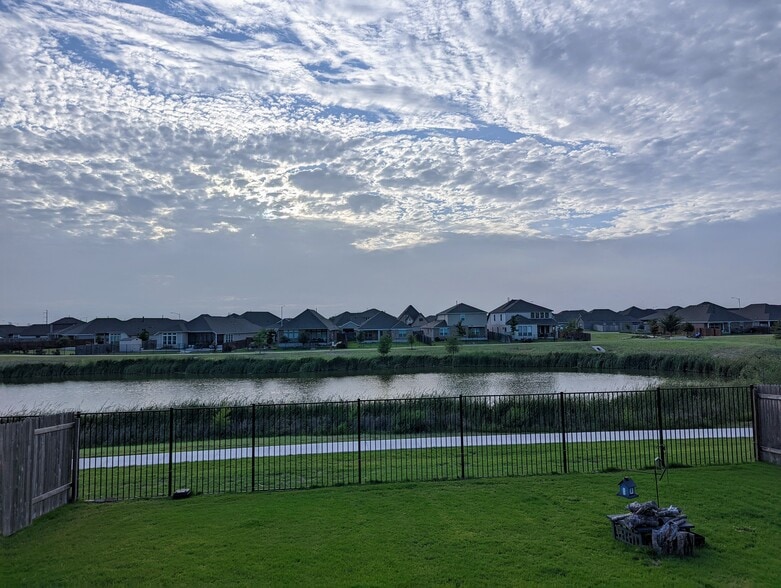 Building Photo - 13602 Rosebud Isle Dr