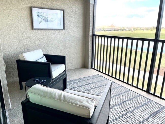 Building Photo - 2026/2027 WINTER  RENTAL -FURNISHED W/ DEN/GARAGE AT "THE NATIONAL" AT LAKEWOOD RANCH