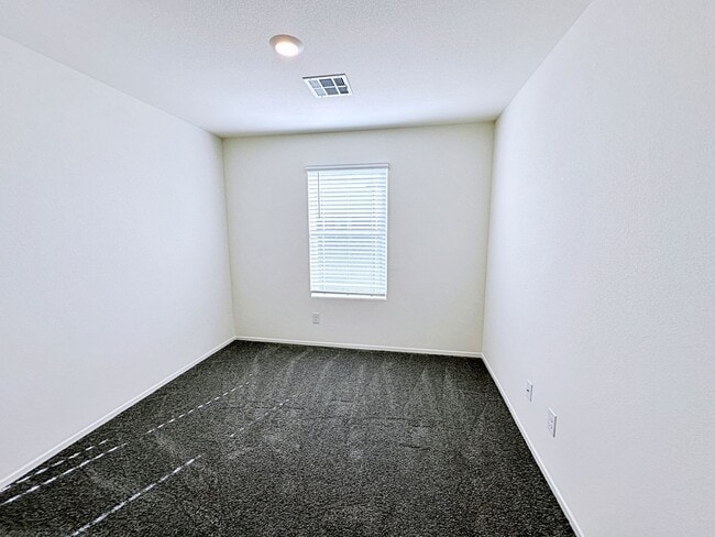 Building Photo - 3 BEDROOM TOWNHOUSE LOCATED IN INSPIRADA