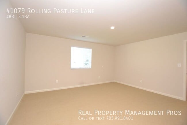 Building Photo - 41079 Rolling Pasture Ln