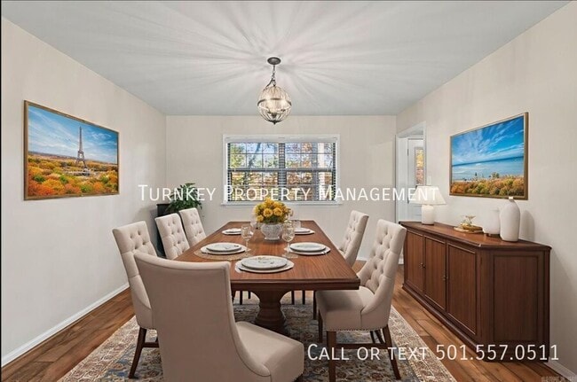 Building Photo - 2 Forest Maple Ct