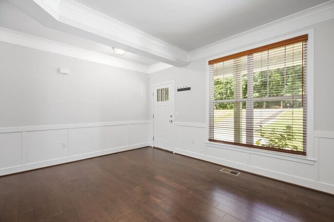 Building Photo - 11802 Wilderness Park Dr