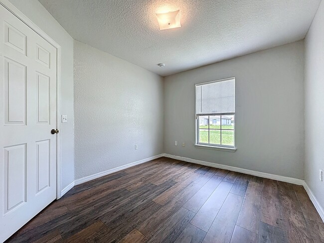 Building Photo - 424 Danube Dr