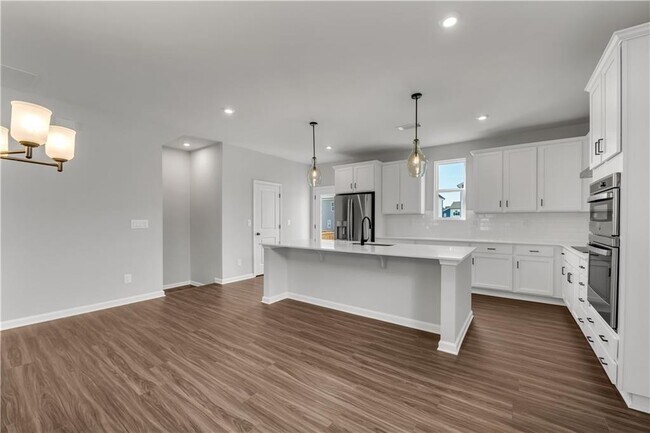Building Photo - 660 Devon Aly