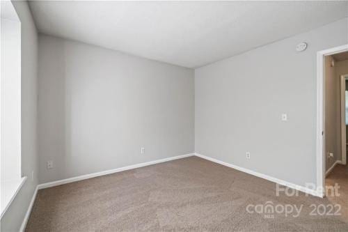 Building Photo - 3916 Briarhill Dr