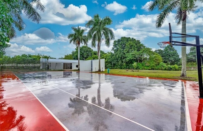 Building Photo - 14401 SW 63rd St