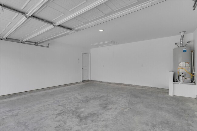 Building Photo - 18699 Cepagatti Dr