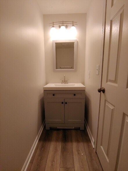 Building Photo - 22241 W Niagara Trail