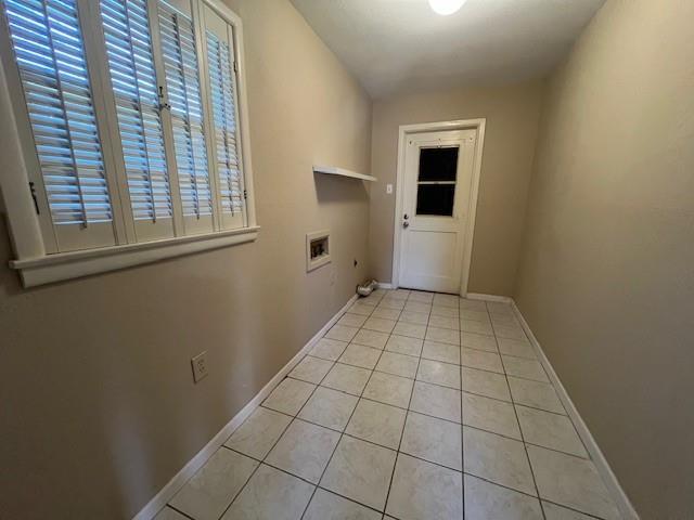 Building Photo - 2301 River Oaks Cir