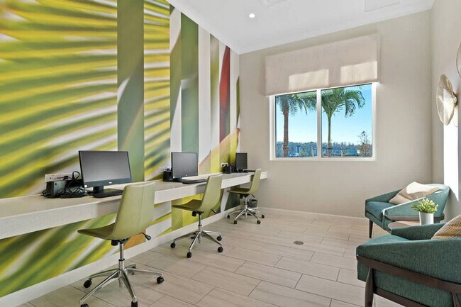 Building Photo - 2831 Bookmark Dr