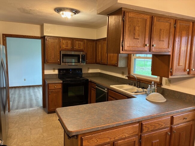 Building Photo - 3603 Brierwood Dr