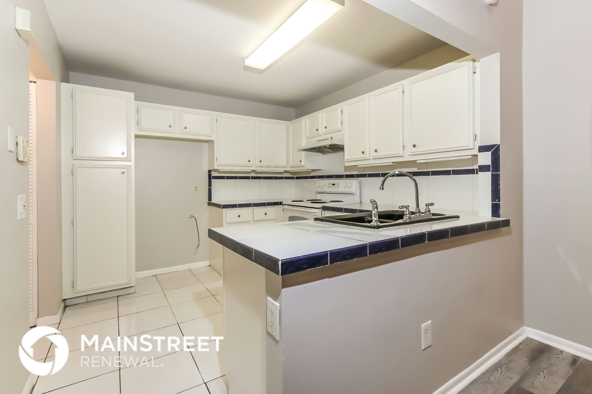 Building Photo - 4120 Palm Bay Cir