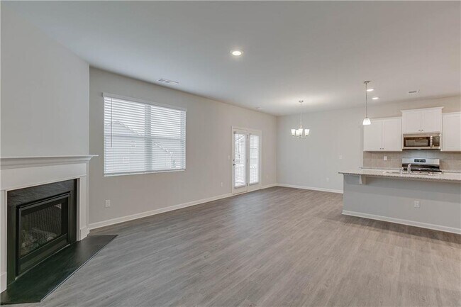 Building Photo - 6767 Scarlet Oak Way