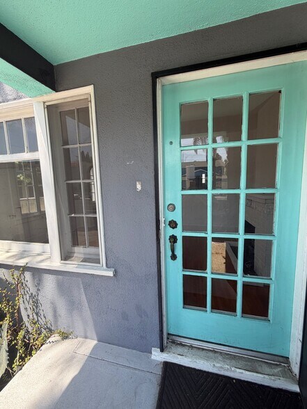 Building Photo - 341 Redondo Ave