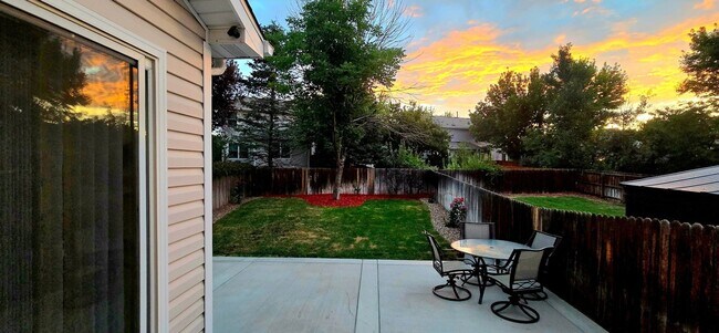 Building Photo - 8061 S Kittredge Way