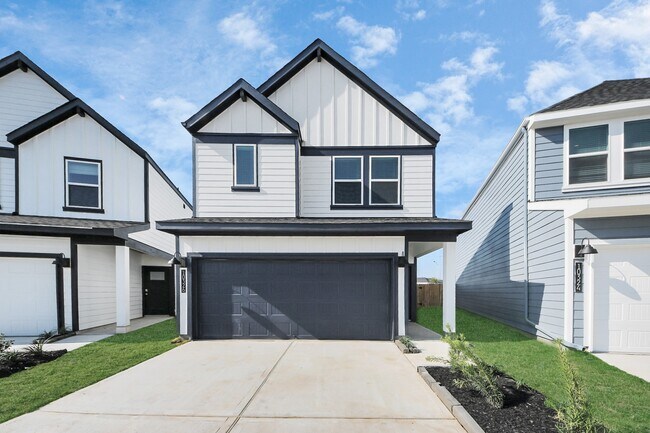 Building Photo - 10326 Penryn Frst Trl