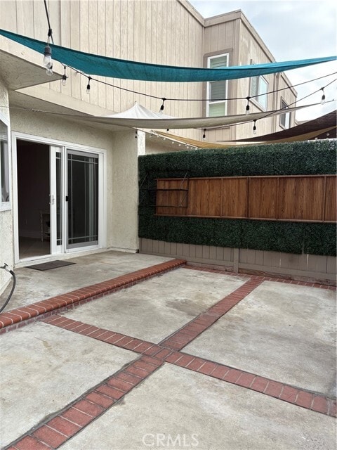 Building Photo - 16635 Algonquin St