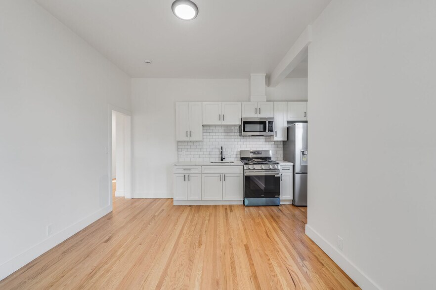 Building Photo - 1238 12th St
