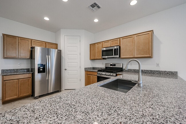 Building Photo - 8907 W Colter St